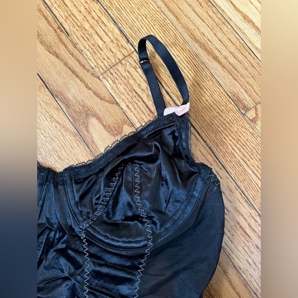 Black and Pink Victoria Secret Chemises with garter belt - Picture 1 of 8